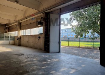 Parcheggio - Capannone via toniolo
11, Busto Arsizio - foto 9