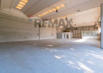 Parcheggio - Shed via toniolo
11, Busto Arsizio - photo 18