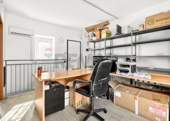 Ufficio - Attività Commerciale piazza Biroldi
 
7, Varese - foto 14