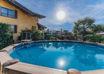 Piscina - Villa VIA KENNEDY
 
1, Fagnano Olona - foto 1