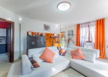 Soggiorno - Villa VIA KENNEDY
 
1, Fagnano Olona - foto 10