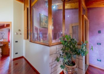 Hall / corridoio - Villa VIA KENNEDY
 
1, Fagnano Olona - foto 20