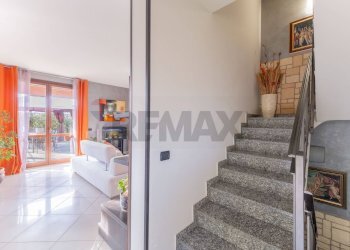 Scale - Villa VIA KENNEDY
 
1, Fagnano Olona - foto 24