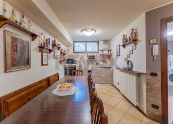 Sala da pranzo - Villa VIA KENNEDY
 
1, Fagnano Olona - foto 29