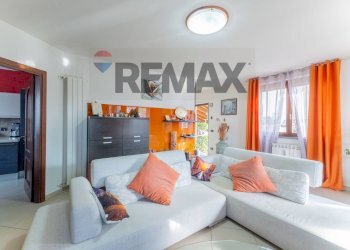 Soggiorno - Villa VIA KENNEDY
 
1, Fagnano Olona - photo 4