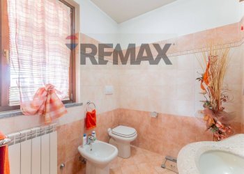 Bagno - Villa VIA KENNEDY
 
1, Fagnano Olona - photo 27