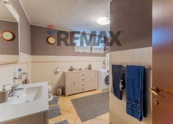 Bagno - Villa VIA KENNEDY
 
1, Fagnano Olona - photo 33