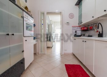 Cucina - Trilocale Via Salaparuta
 
42, Roma - foto 4