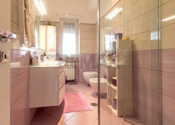 Bagno - Trilocale Via Salaparuta
 
42, Roma - foto 18