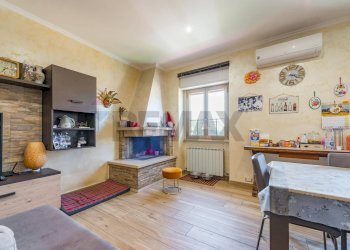 Sala da pranzo - Quadrilocale Via Antonio Banfi
 
52, Roma - foto 10