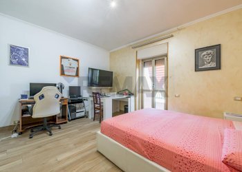 Camera / camera da letto - Quadrilocale Via Antonio Banfi
 
52, Roma - foto 17