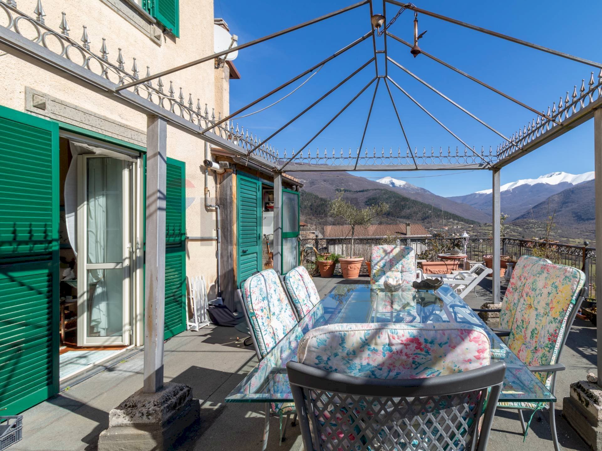 Terrazza - Trilocale Via della feritoia
 
9, Trevi nel Lazio - foto 3