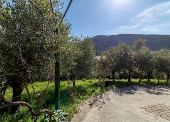 Vista delle montagne - Trilocale Via della feritoia
 
9, Trevi nel Lazio - foto 28