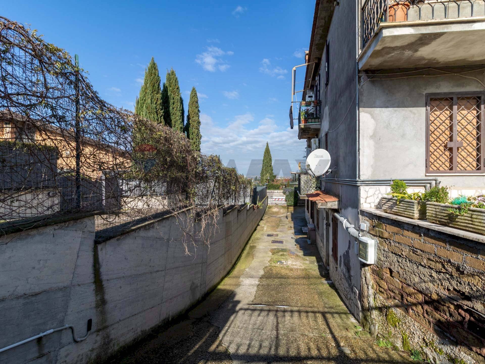 Edificio all\'aperto - Bilocale Via Antonio Manzi
 
14, Frascati - foto 2