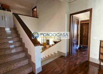 pianerottolo piano primo - Villa Viale Croce Rossa, Castiglione delle Stiviere - foto 44