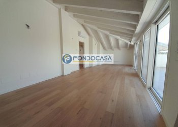 Foto 7 - Attico Via Francesco Agello, Desenzano del Garda - foto 7