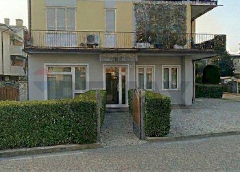 Edificio all\'aperto - Apartment via Barbariga Paluello
 
60, Stra - photo 1