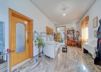 Soggiorno - Appartamento via Caponte
 
11, Borgo Veneto - foto 3
