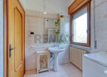 Bagno - Appartamento via Caponte
 
11, Borgo Veneto - foto 9