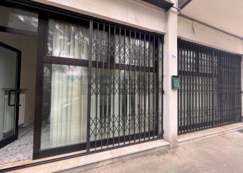 Edificio all\'aperto - Negozio via luneo
 
14A, Spinea - foto 3