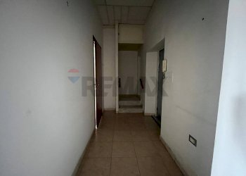 Hall / corridoio - Bilocale Via Napoli
 
141, Napoli - foto 9