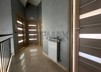 Hall / corridoio - Villa a Schiera via Fausto Coppi
 
37, Orta di Atella - foto 21