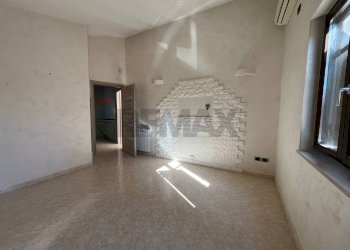 Stanza vuota - Villa a Schiera via Fausto Coppi
 
37, Orta di Atella - foto 26