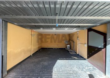 Parcheggio - Villa a Schiera via Fausto Coppi
 
37, Orta di Atella - foto 34