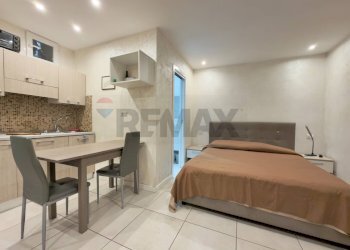 Camera / camera da letto - One-room apartment Via Francesco Del Giudice
 
3, Napoli - photo 9