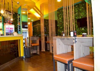 Cucina - Attività Commerciale via S. Giacomo dei Capri
4/6, Napoli - foto 2