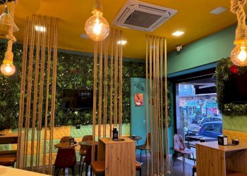 Sala da pranzo - Attività Commerciale via S. Giacomo dei Capri
4/6, Napoli - foto 5