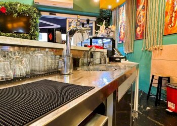 Cucina - Attività Commerciale via S. Giacomo dei Capri
4/6, Napoli - foto 9