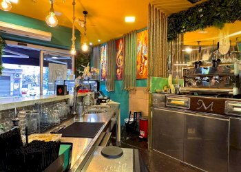 Cucina - Attività Commerciale via S. Giacomo dei Capri
4/6, Napoli - foto 15