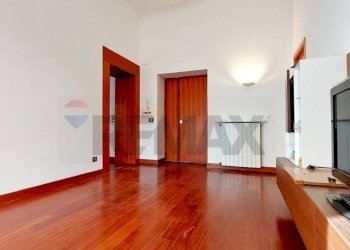 Soggiorno - Four-room apartment Via Giuseppe Mazzini
 
30, Pozzuoli - photo 2
