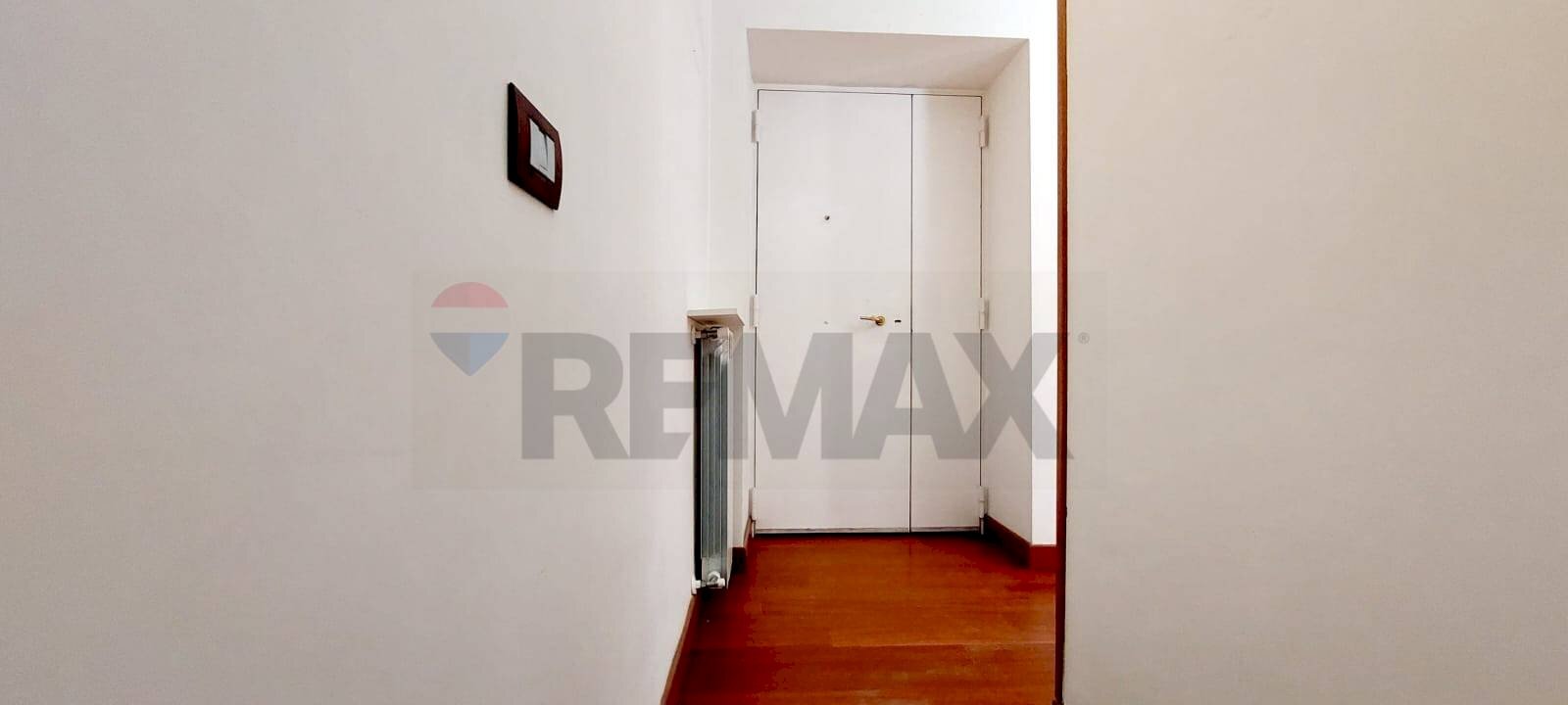 Hall / corridoio - Three-room apartment Via Giuseppe Mazzini
 
30, Pozzuoli - photo 1