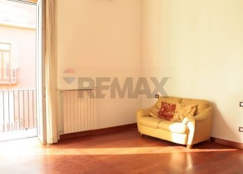 Soggiorno - Three-room apartment Via Giuseppe Mazzini
 
30, Pozzuoli - photo 13