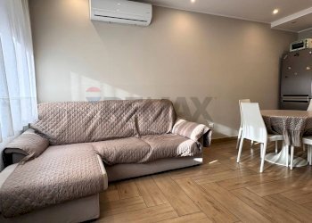 Sala da pranzo - Villa Bifamiliare Via Nicola Nicolini
 
68, Napoli - foto 10