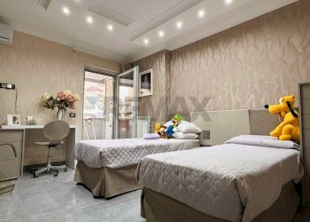 Camera / camera da letto - Appartamento Via Nicola Nicolini
 
68, Napoli - foto 13