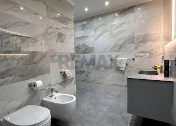 Bagno - Appartamento Via Nicola Nicolini
 
68, Napoli - foto 22