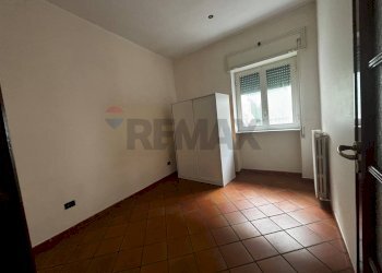 Stanza vuota - Trilocale Via Santa Maria La Nova
 
32, Napoli - foto 16