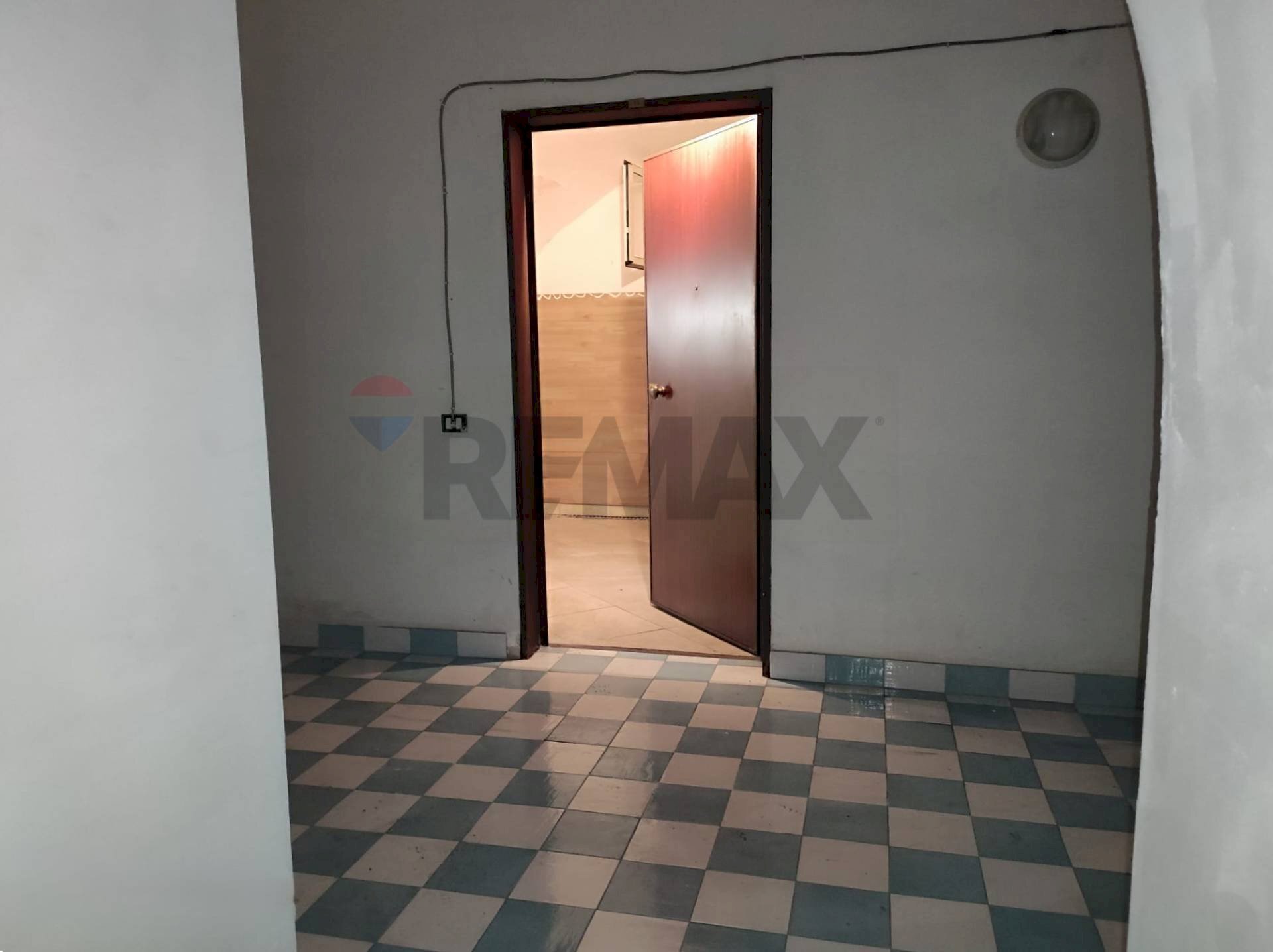 Stanza vuota - Bilocale Corso Novara
 
92, Napoli - foto 1