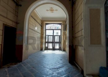 Ricezione / Lobby - Bilocale Corso Novara
 
92, Napoli - foto 3