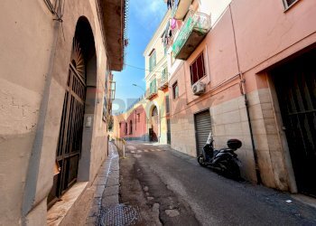 Edificio all\'aperto - Bilocale VIA BARONE
 
1, Napoli - foto 2