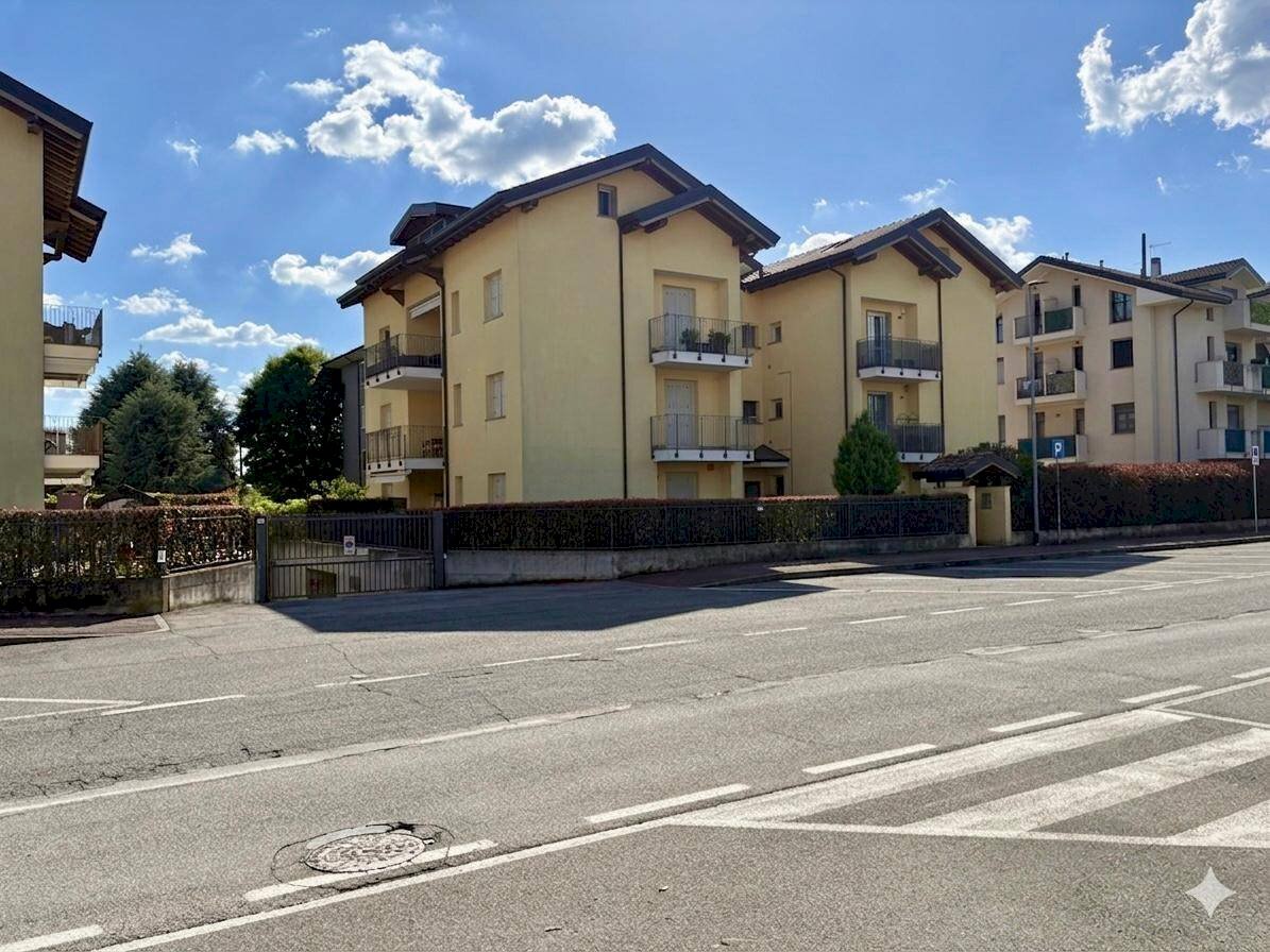 Foto 1 - Trilocale Don Villa
 
9, Cornate d'Adda - foto 1