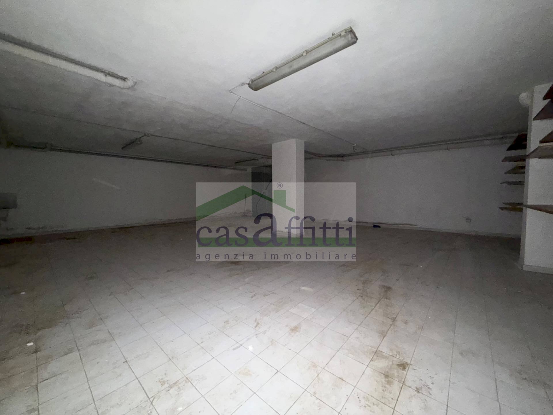 Foto 3 - Box Via Ortiz
 
28, Chieti - photo 3