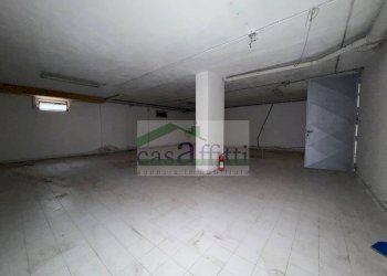 Foto 2 - Box Via Ortiz
 
28, Chieti - photo 2