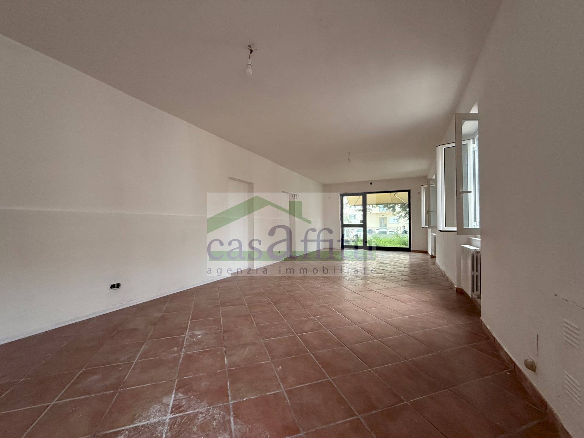 Foto 2 - Locale Commerciale Via Dei Vestini
114, Chieti - foto 2