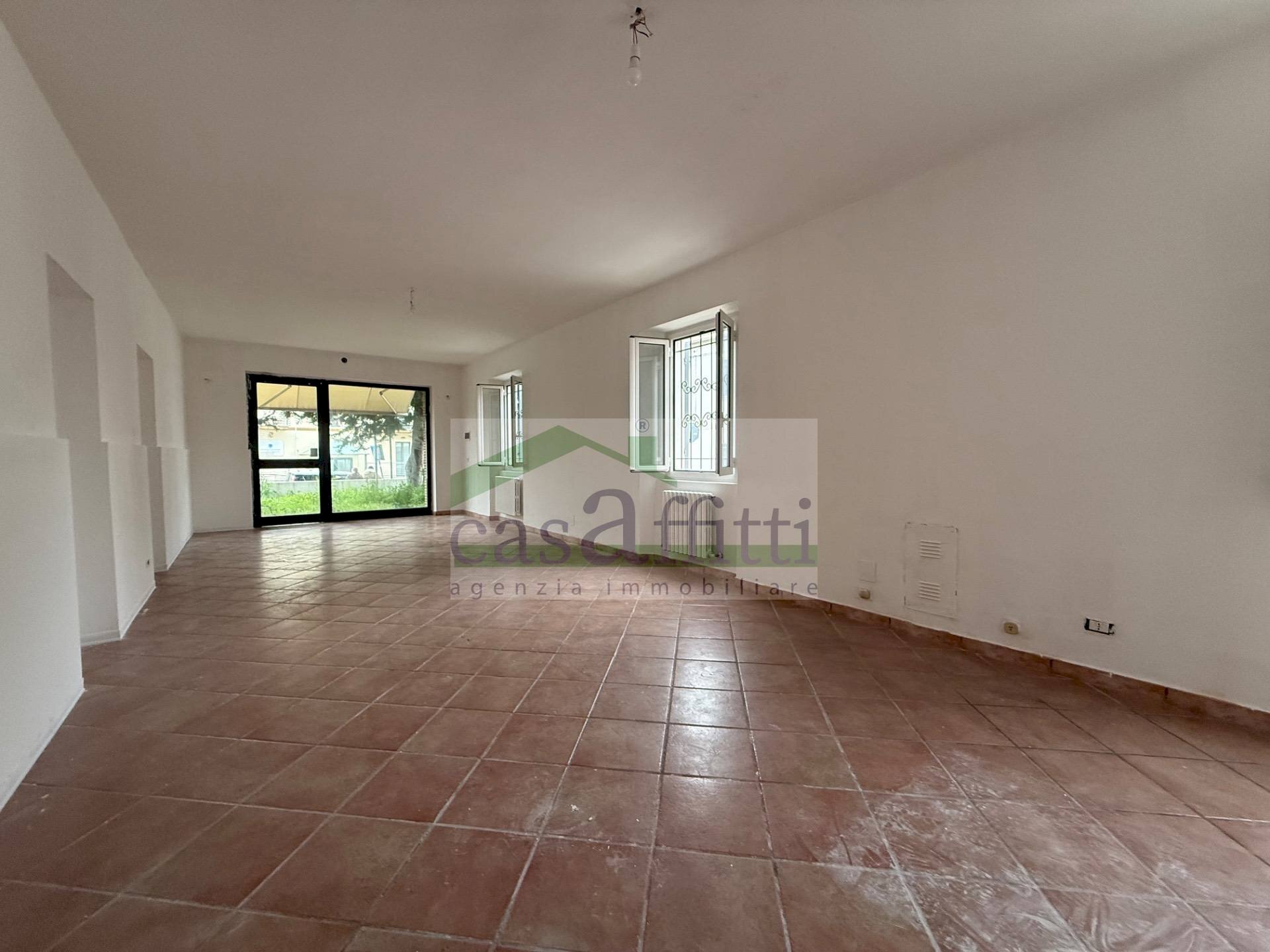 Foto 3 - Locale Commerciale Via Dei Vestini
114, Chieti - foto 3