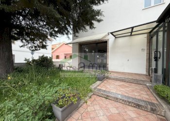 Foto 8 - Locale Commerciale Via Dei Vestini
 
114, Chieti - foto 8