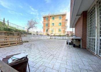 Foto 14 - Bilocale Via Del Ponte Di Castel Giubileo, Roma - foto 13